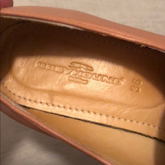 Preloved Pink leather shoes - Picture 4 of 4
